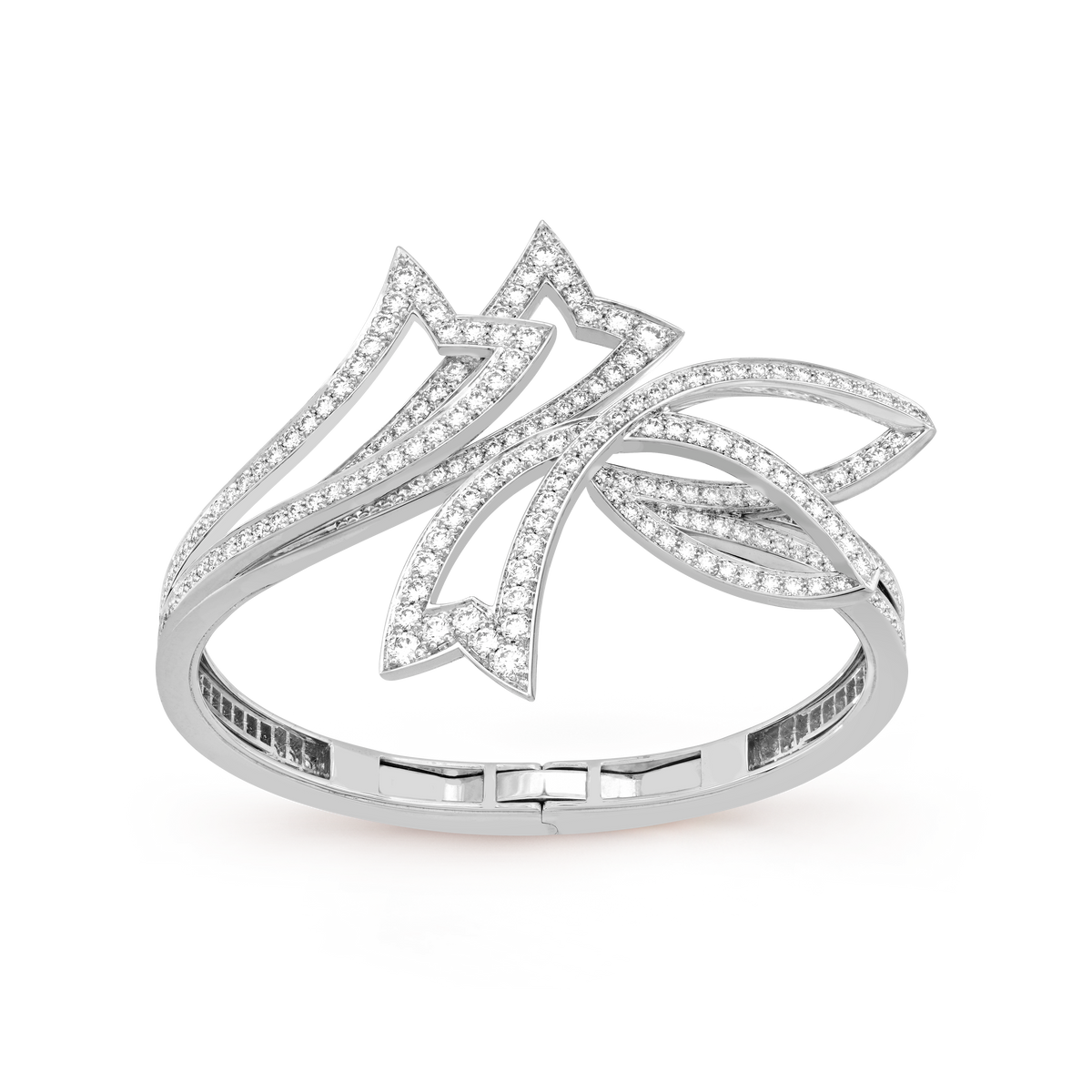 Van Cleef & Arpels Contes d’Hiver white gold between-the-finger ring