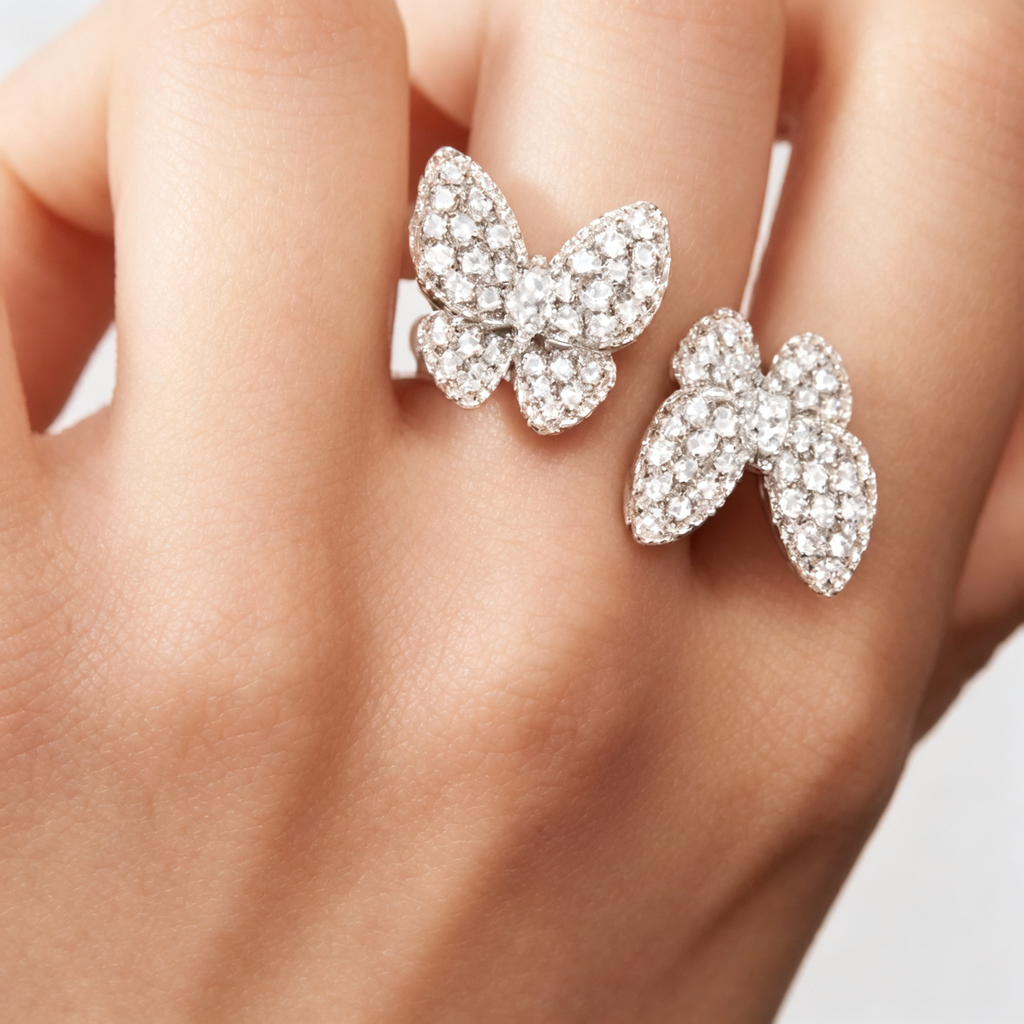 Van Cleef & Arpels Two Butterfly Between-the-Finger Ring