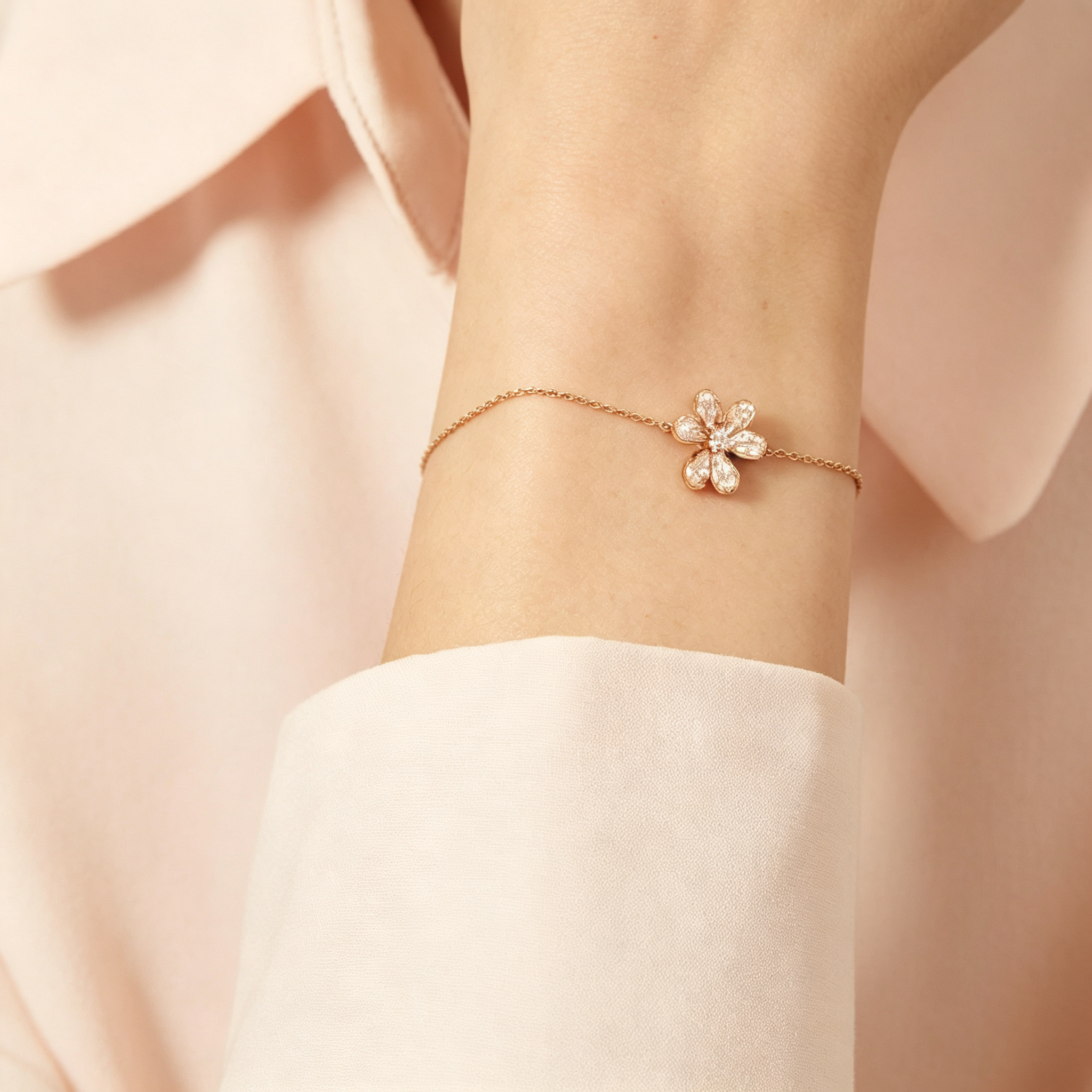 Van Cleef & Arpels Frivole Collection