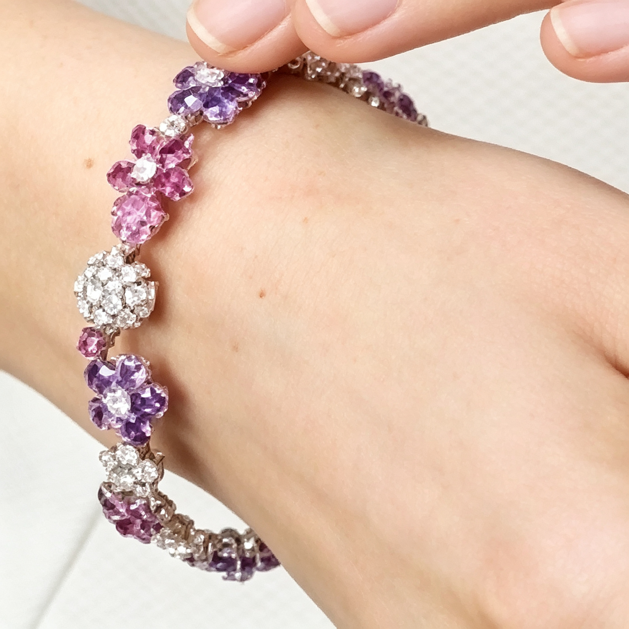 Van Cleef & Arpels Folie des Prés High Jewelry bracelet