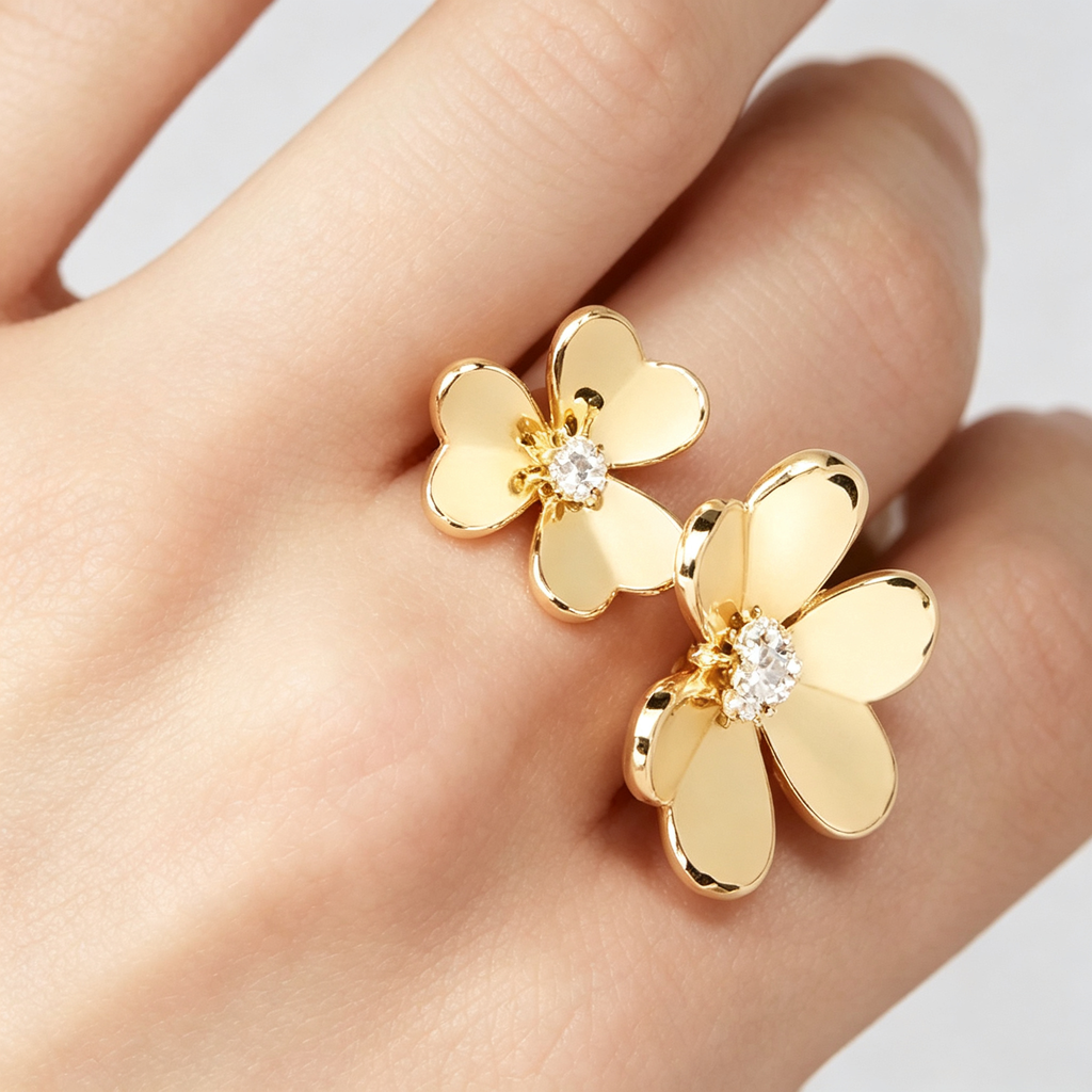Van Cleef & Arpels Frivole two-flower ring