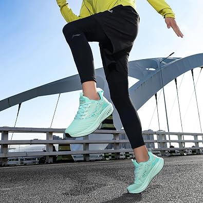 Men's Round Toe Lace-Up Thick-Soled Lightweight and Fashionable Sports Shoes with Mesh Mid-Cut Cushioning Running Shoes Suitable for Daily Travel, Gym, and Stadium