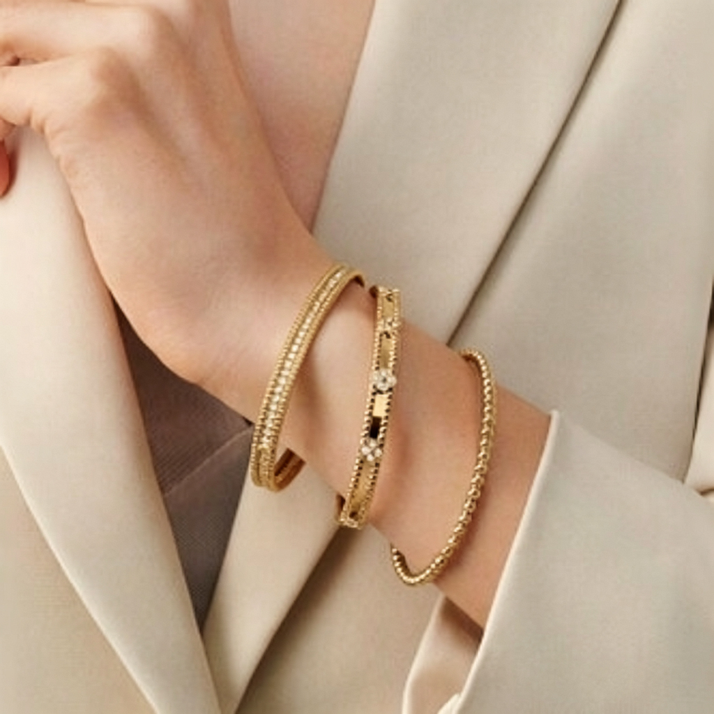 Van Cleef & Arpels Perlée Sweet Clover Bracelet