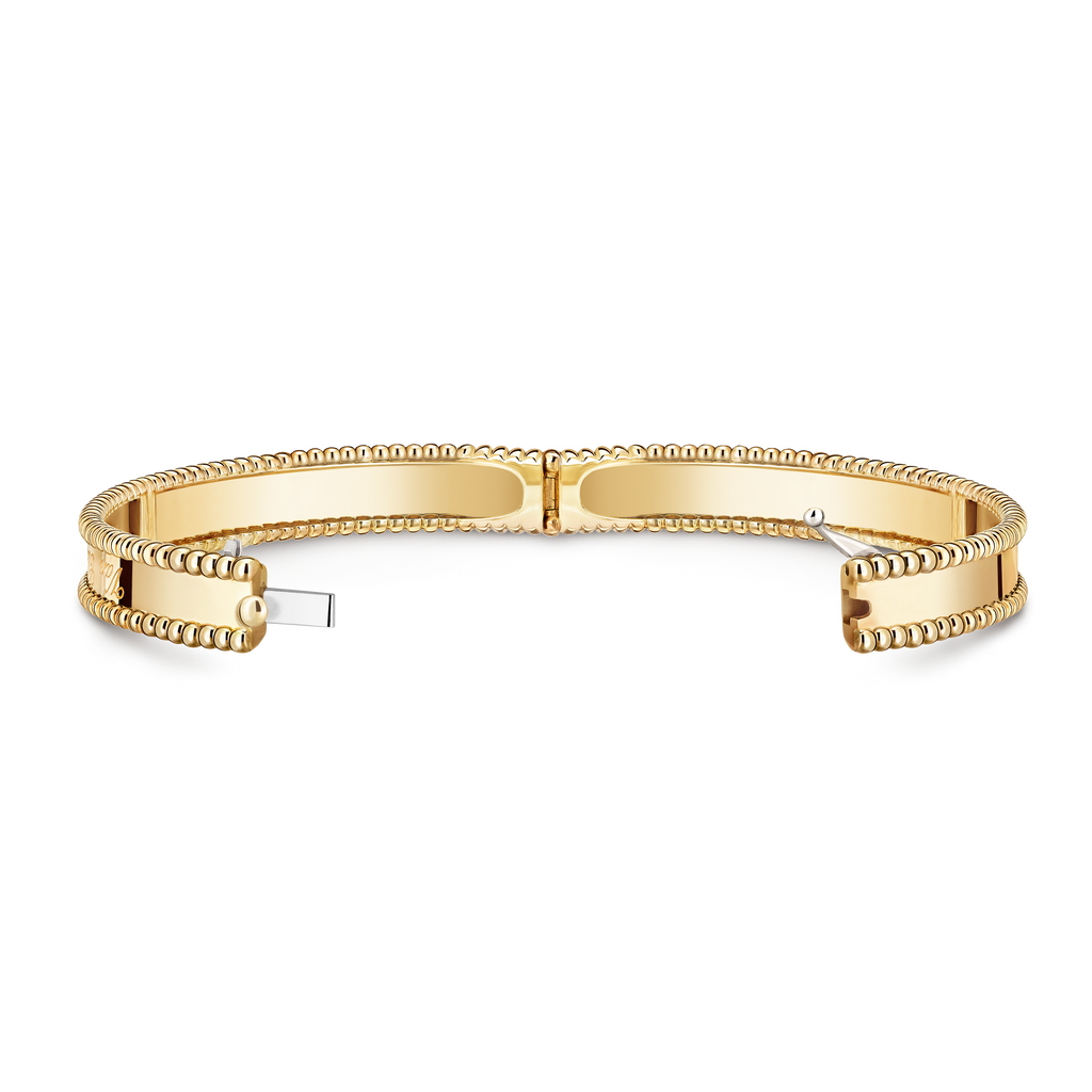 Van Cleef & Arpels Perlée Signature Collection