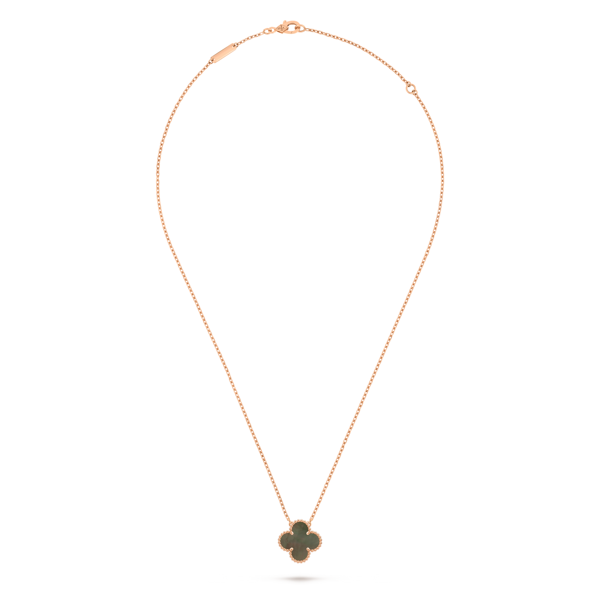 Van Cleef & Arpels Vintage Alhambra collection, medium size