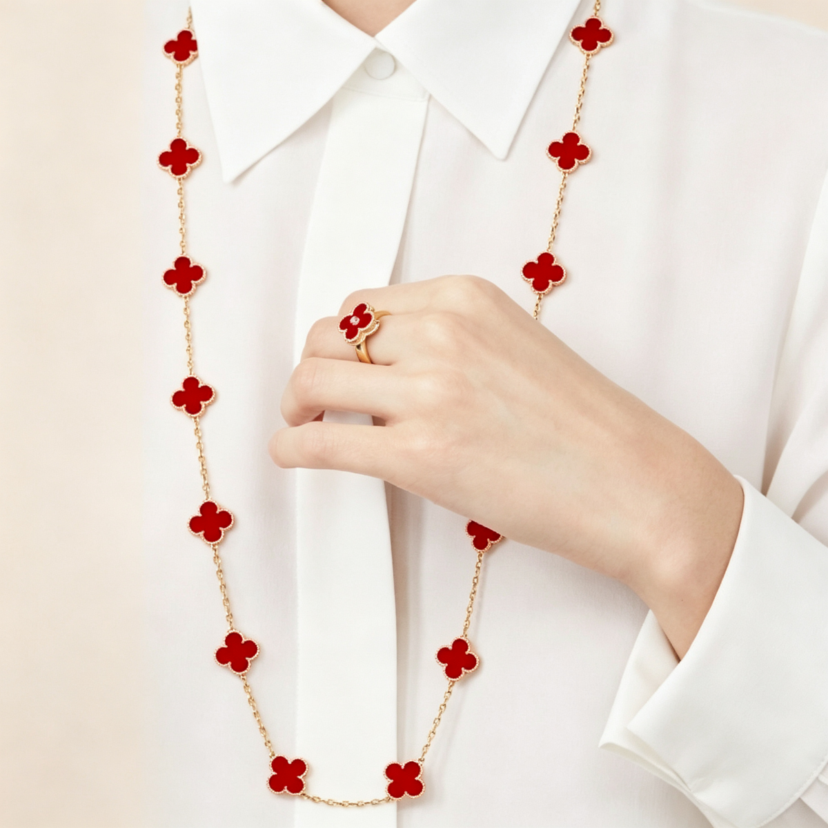 Van Cleef & Arpels — Vintage Alhambra long necklace